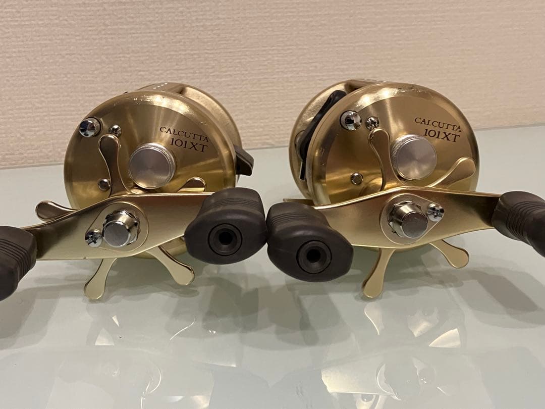 2台セット！シマノ　カルカッタ101XT ベイトリール　機関良好