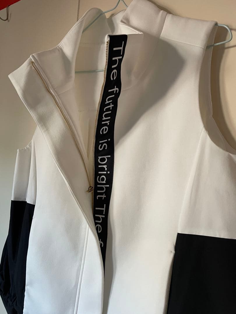 ヤマダヤ　Scotclub スコットクラブ　ベスト と花柄パンツ