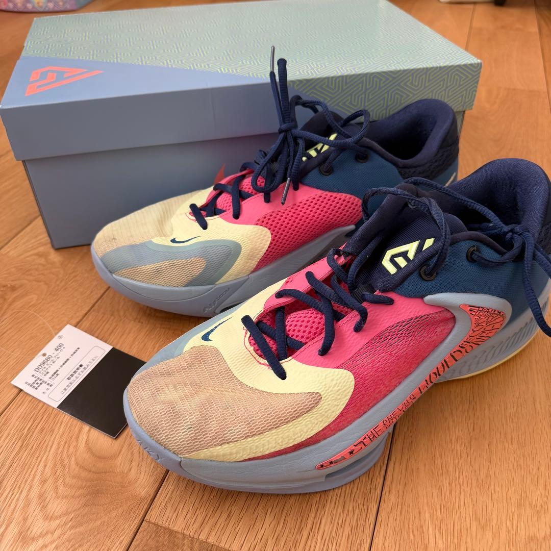 NIKE ZOOM FREAK 4 28.5cm マルチカラー★ナイキ★黒タグ付