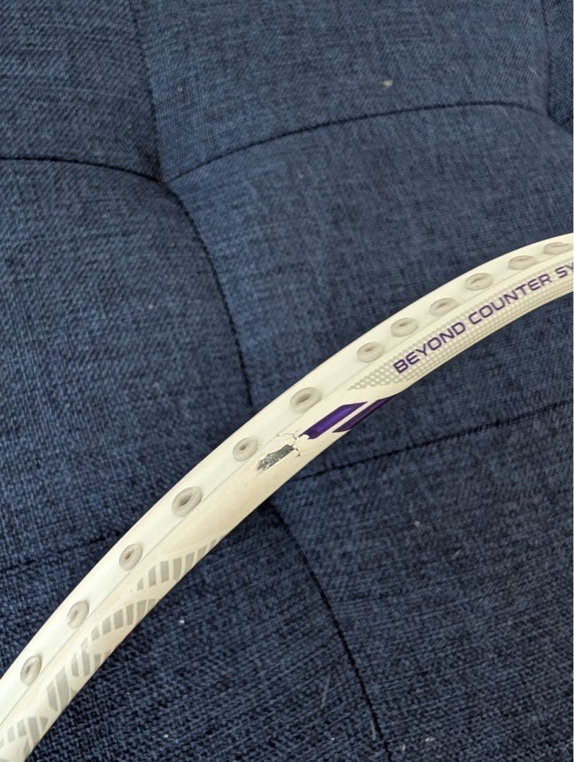 (*ｖ様 【最終値下げ】バドミントンラケット アルティウス01スピード