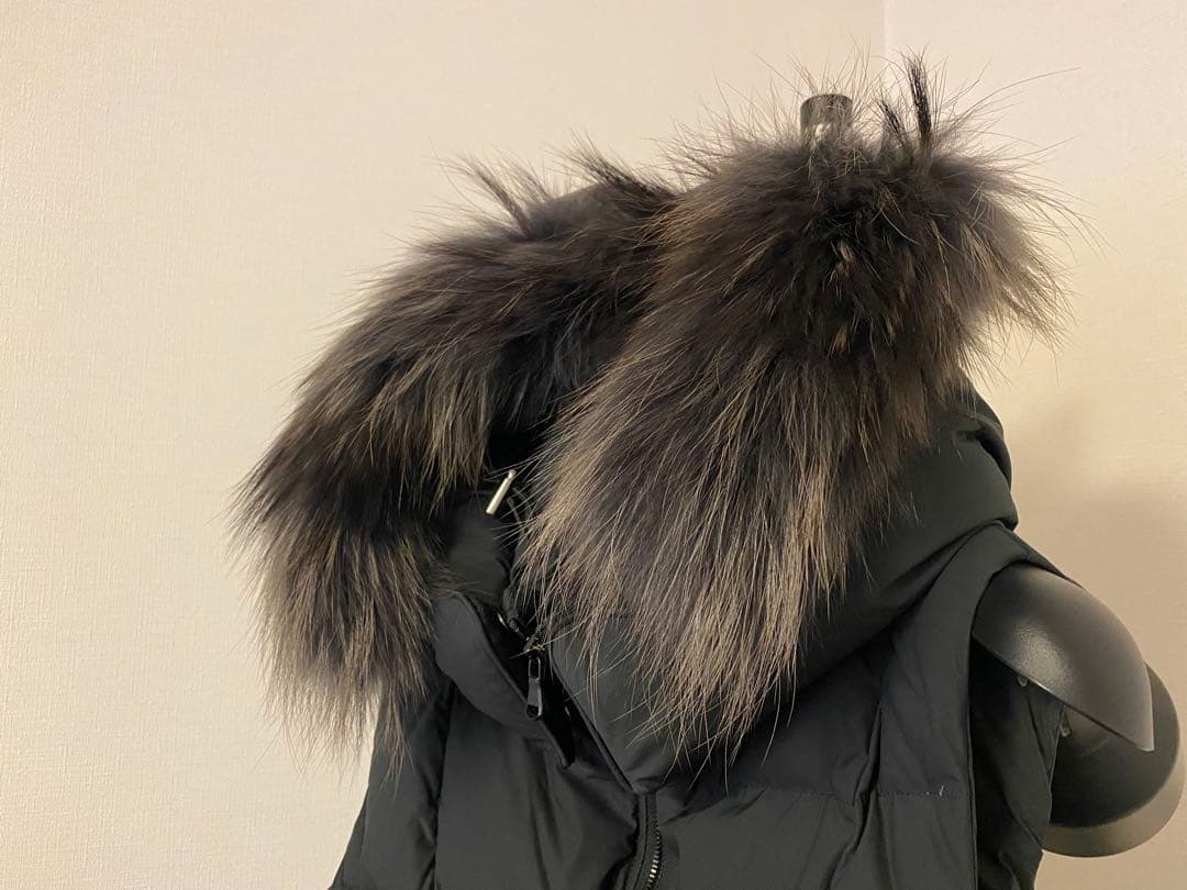 土日SALE♡タトラス ダウンベスト ザラガ リアルフォックス　03サイズ