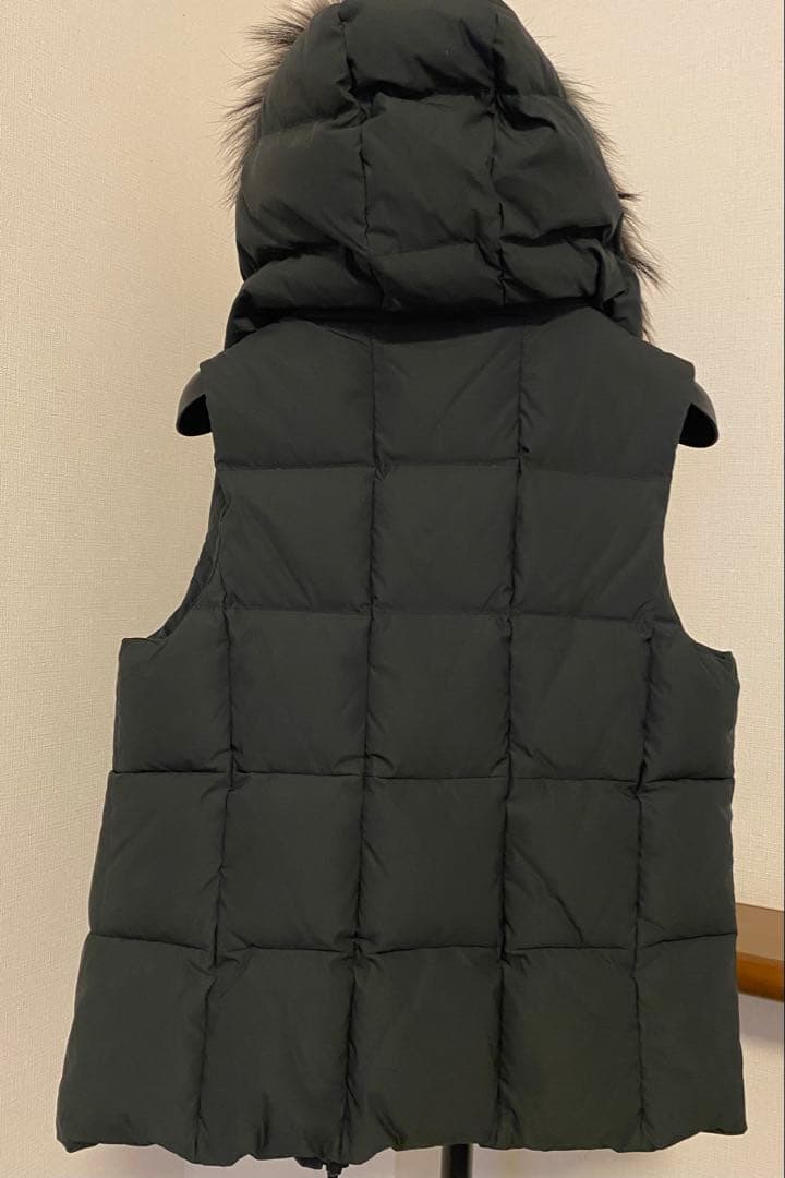 土日SALE♡タトラス ダウンベスト ザラガ リアルフォックス　03サイズ