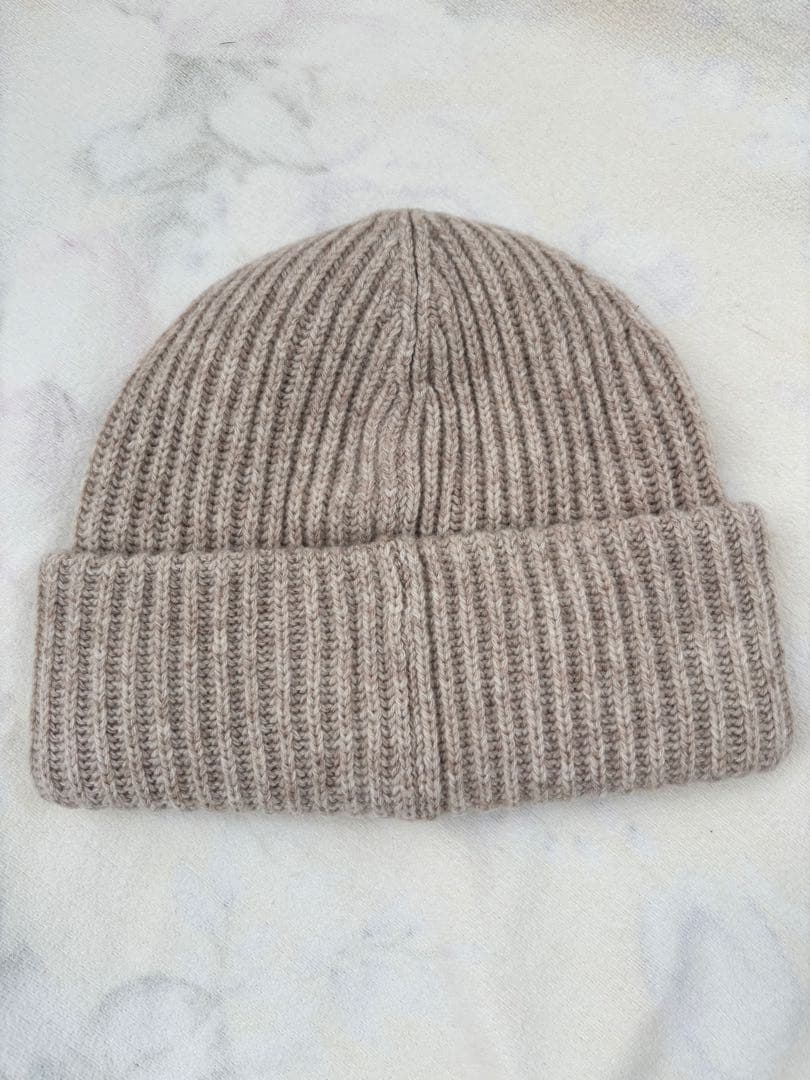 【正規品】GANNI ガニー　ビーニー　ニット帽　ベージュ　新品未使用タグ付き