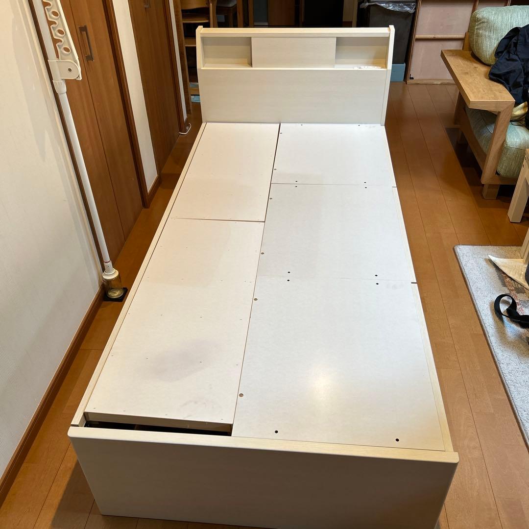 ニトリ　シングルベッド　収納付き❗️ 2022年購入❗️直接取り引き限定‼️