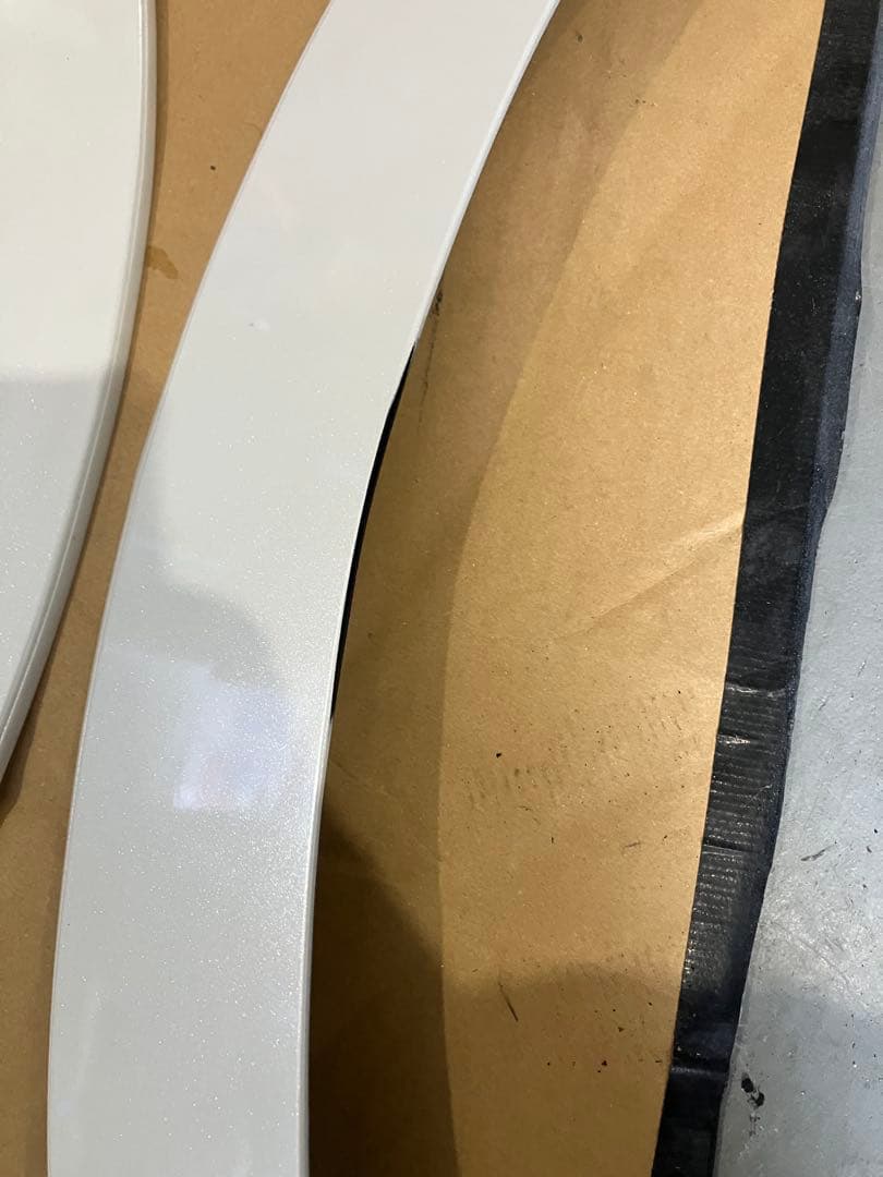 ハ*男様 80系ノアSi・ヴォクシーZS用ワンオフのダウン風フェンダー　i−tu