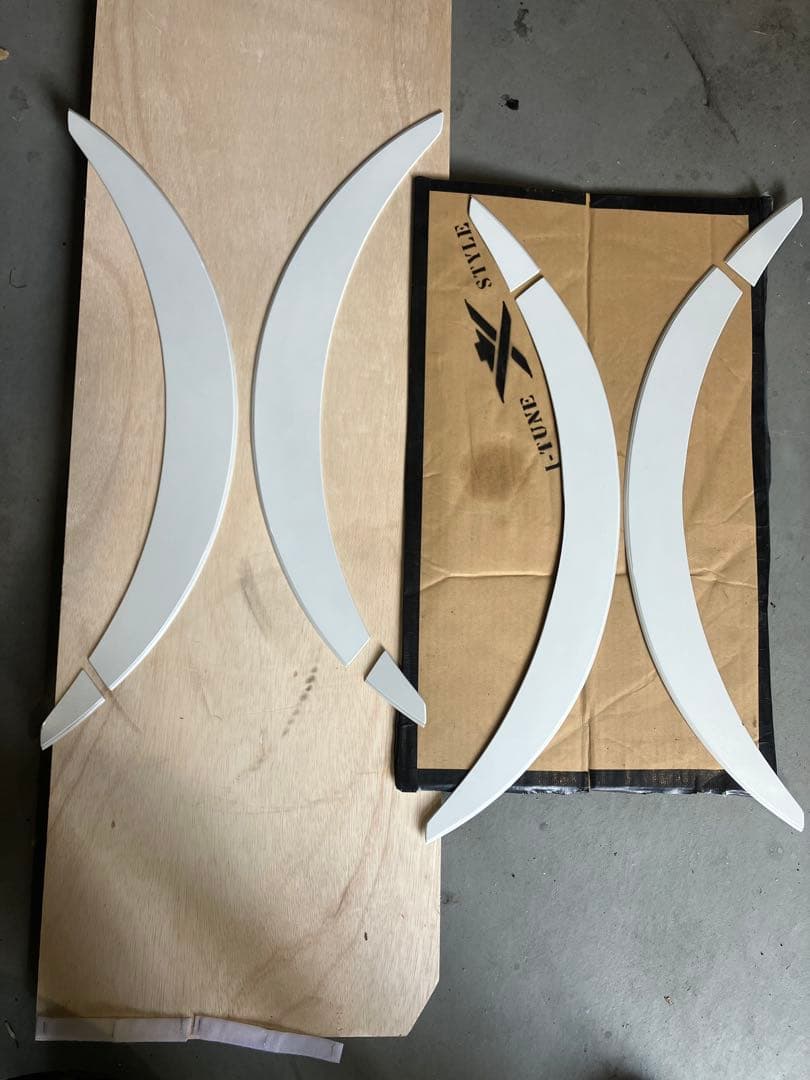 ハ*男様 80系ノアSi・ヴォクシーZS用ワンオフのダウン風フェンダー　i−tu