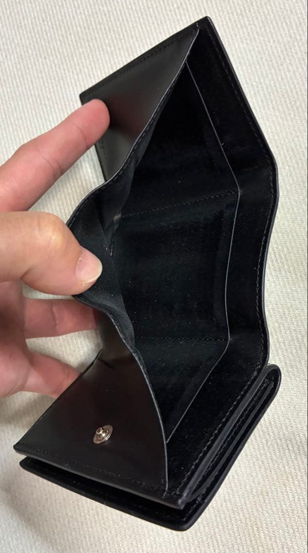 GIVENCHY 3つ折り財布 フローラルプリント ジバンシー