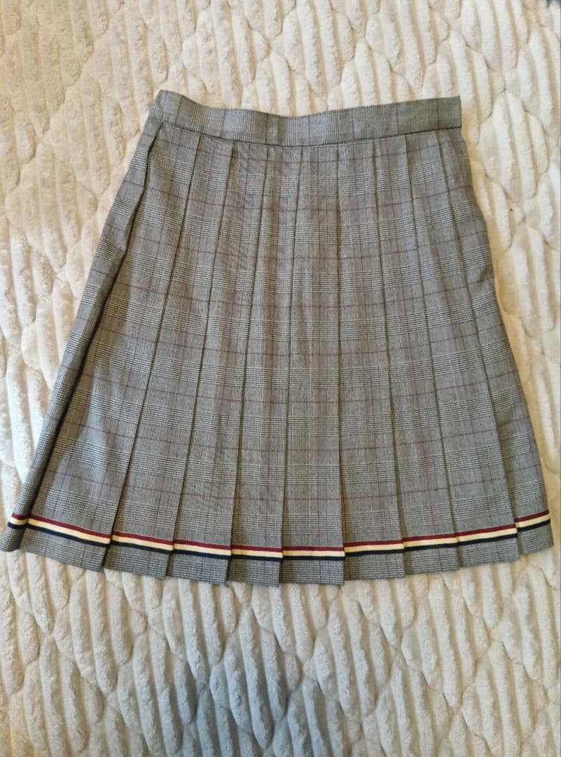 ☆美品☆ ELLE en noir/エルアンノワール 150卒服 スーツ 卒業式