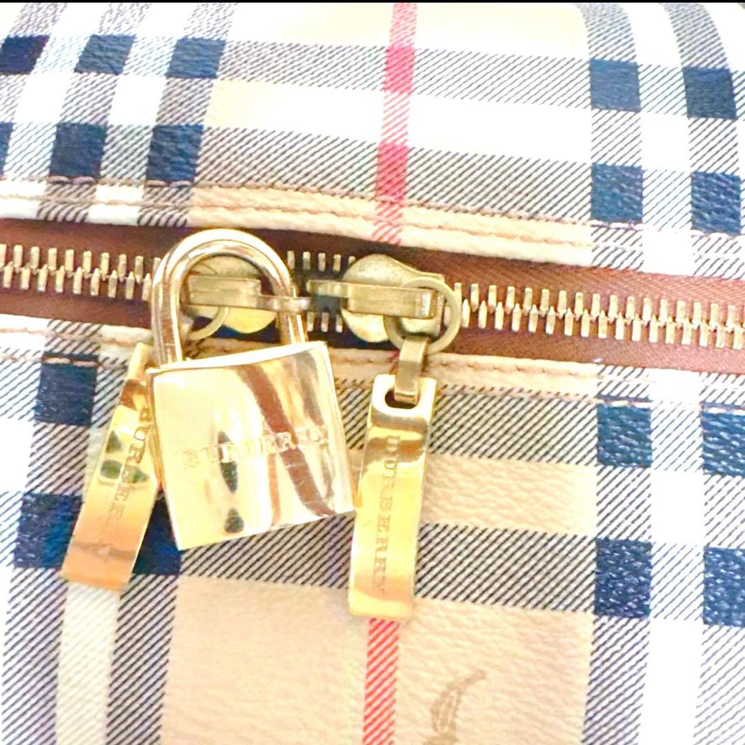希少バーバリーロンドンノバチェックホースロゴレザー南京錠カギPVC大容量レア人気