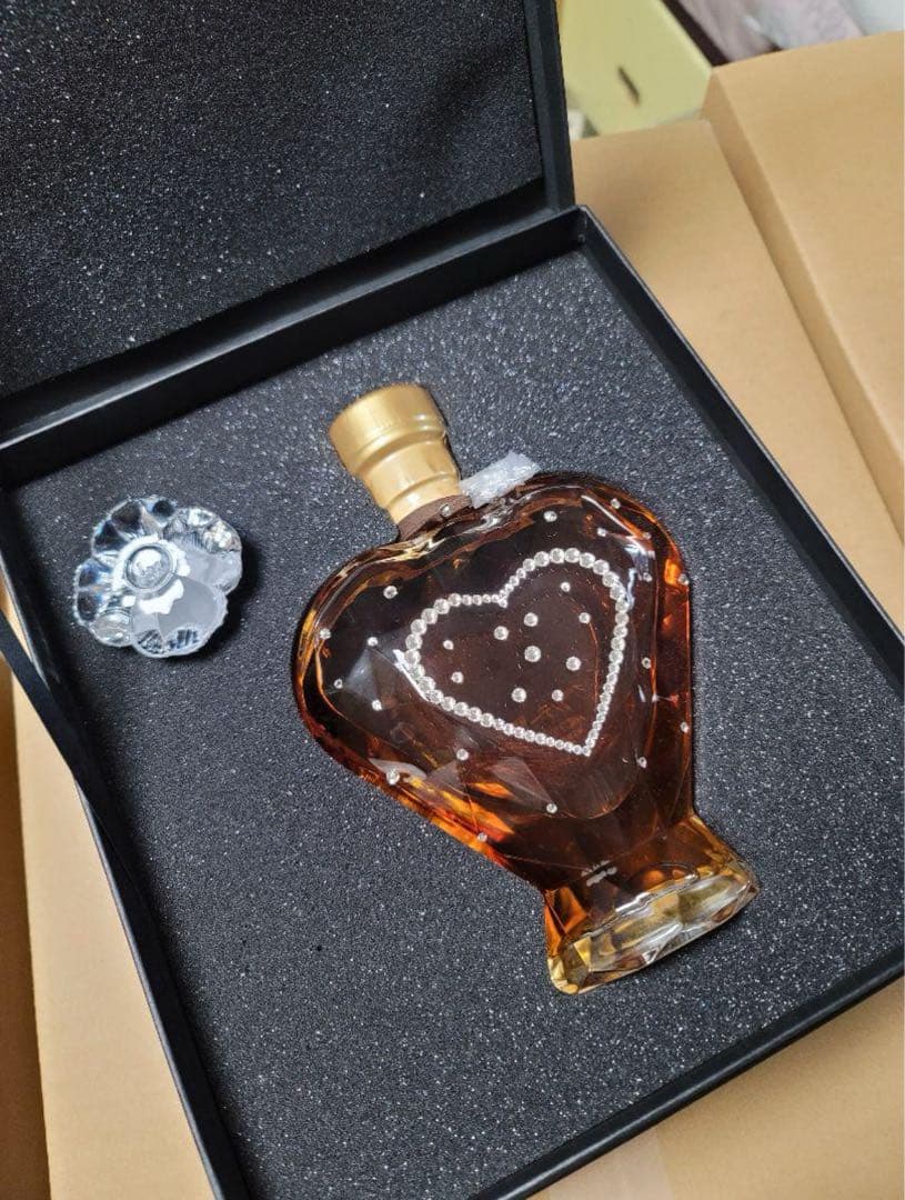 【新品】シェイプハート クリスタル デコ リシャール ルイ13世 ホスト 飾り