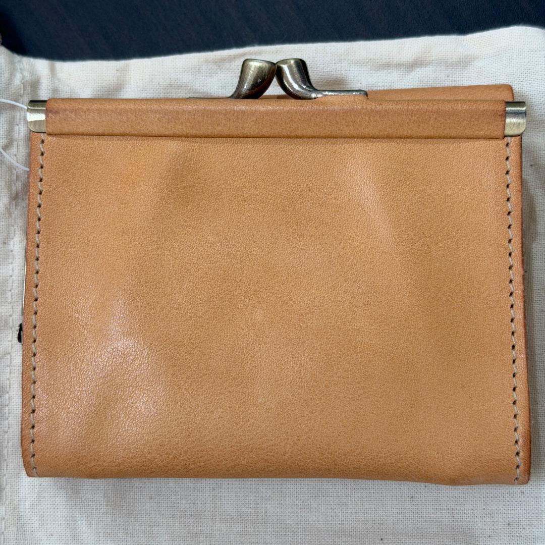 【新品未使用】イルビゾンテ 二つ折り がま口 財布 ヌメ ナチュラル