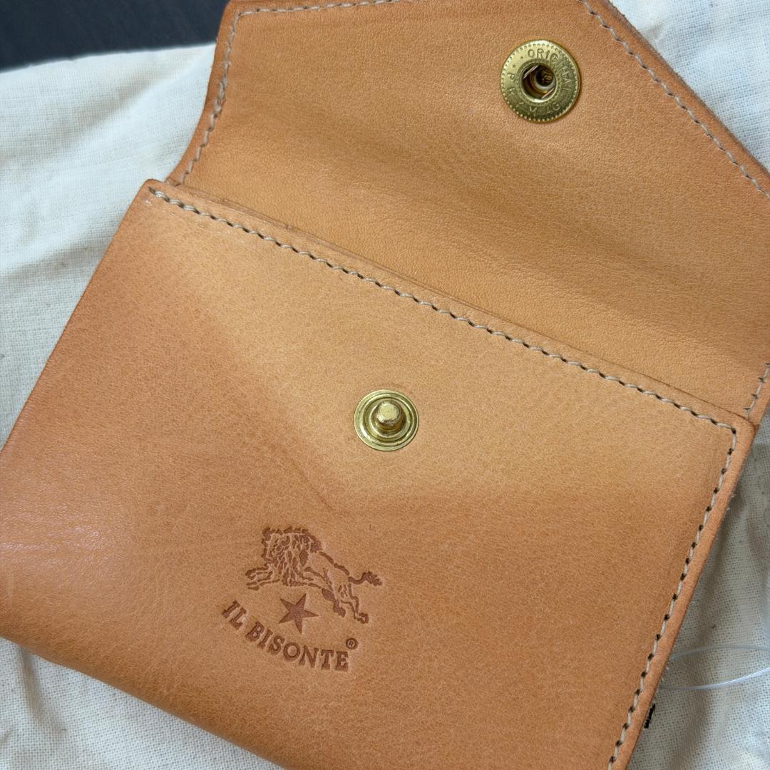 【新品未使用】イルビゾンテ 二つ折り がま口 財布 ヌメ ナチュラル