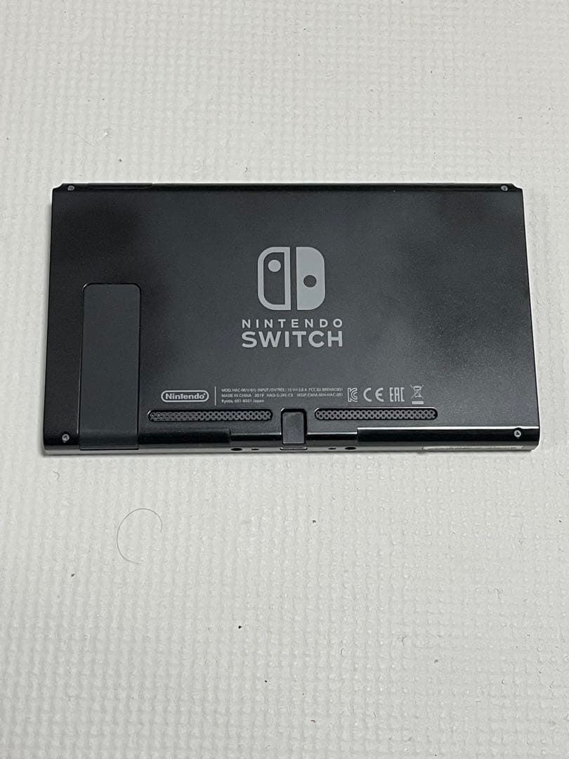 新型ニンテンドースイッチ 本体のみ NintendoSwitch 2019年製