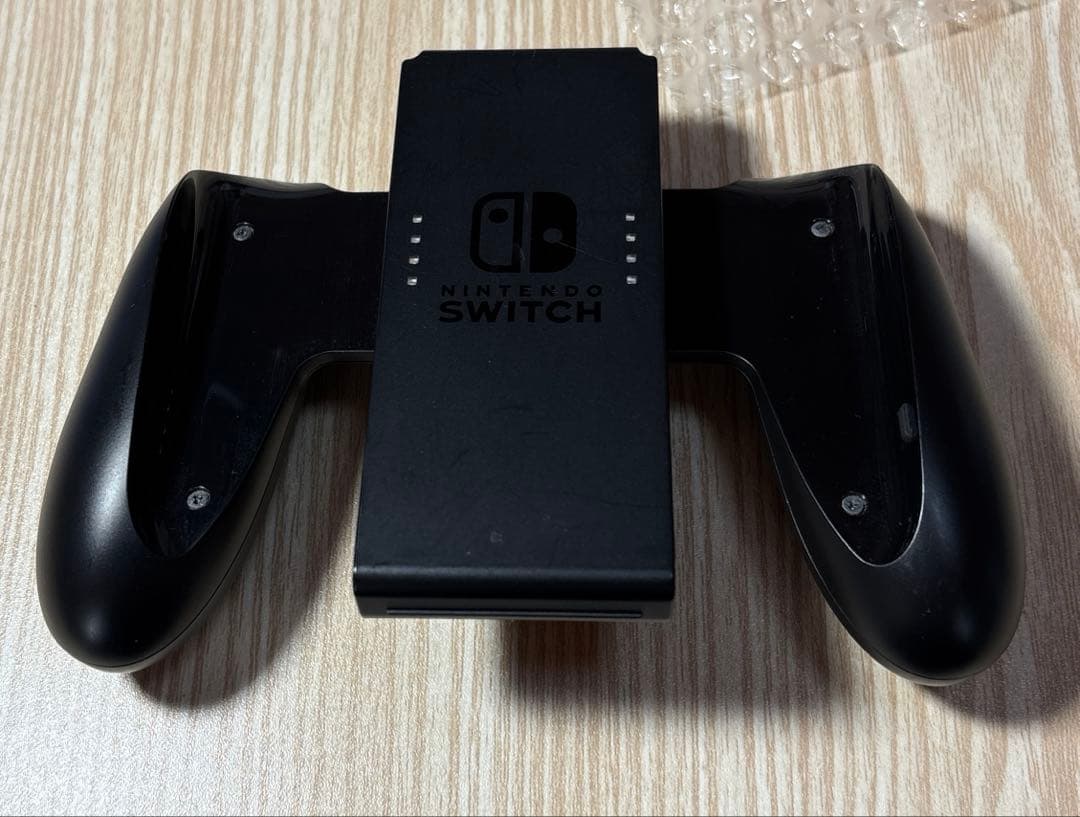 ほぼ未使用　Nintendo Switch 【完品】