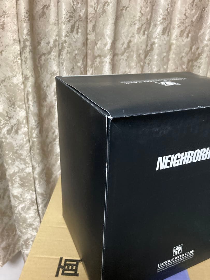 新品未使用　NEIGHBORHOOD　ネイバーフッド　箱が歪んでます