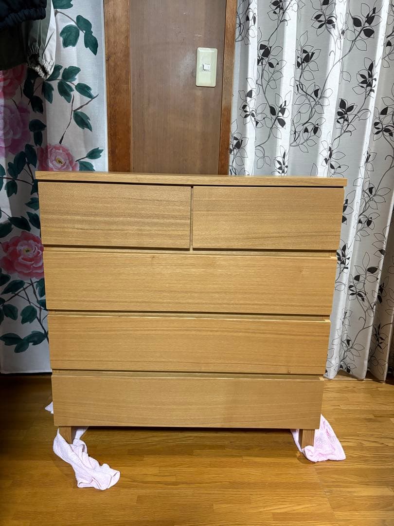 無印良品　タモ材4段チェスト　廃盤品　たのメル便で発送