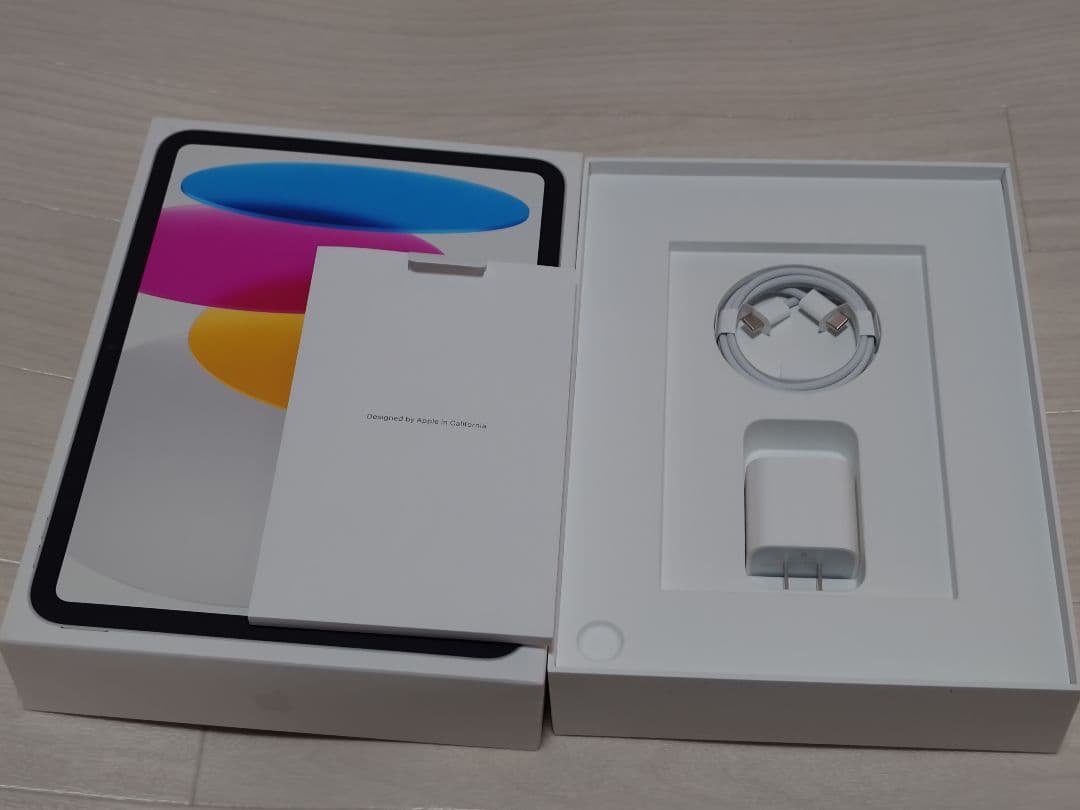 iPad 第10世代 64GB Wi-Fi シルバー 美品 付属品完備