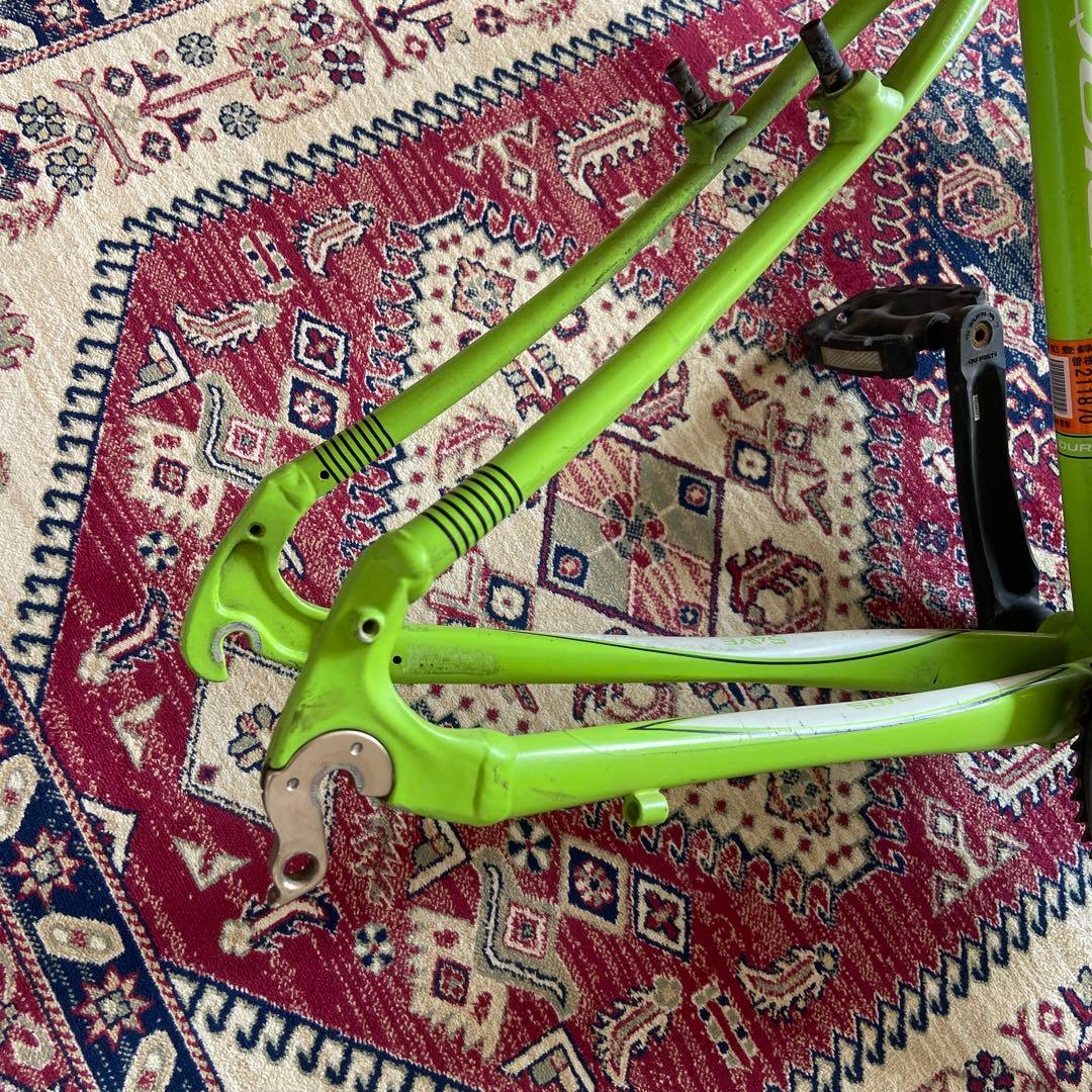 Cannondale グリーン ロードバイクフレーム　キャノンデール