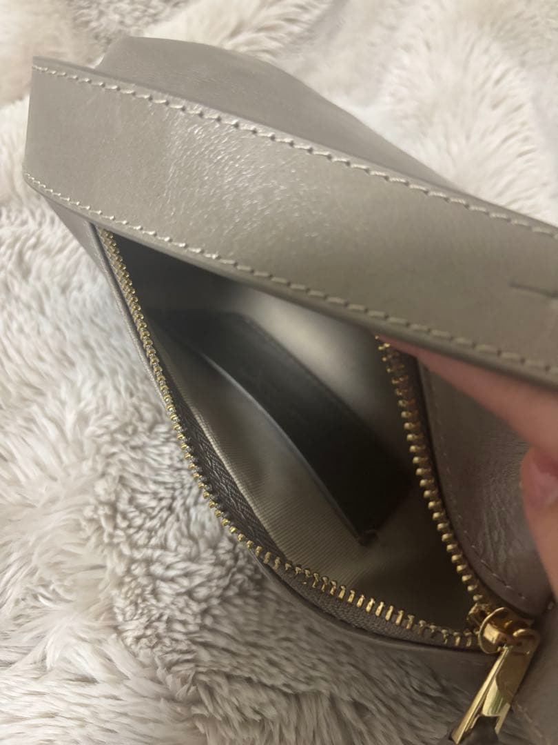 CHRISTIAN VILLA クリスチャンヴィラ ショルダートートバッグ