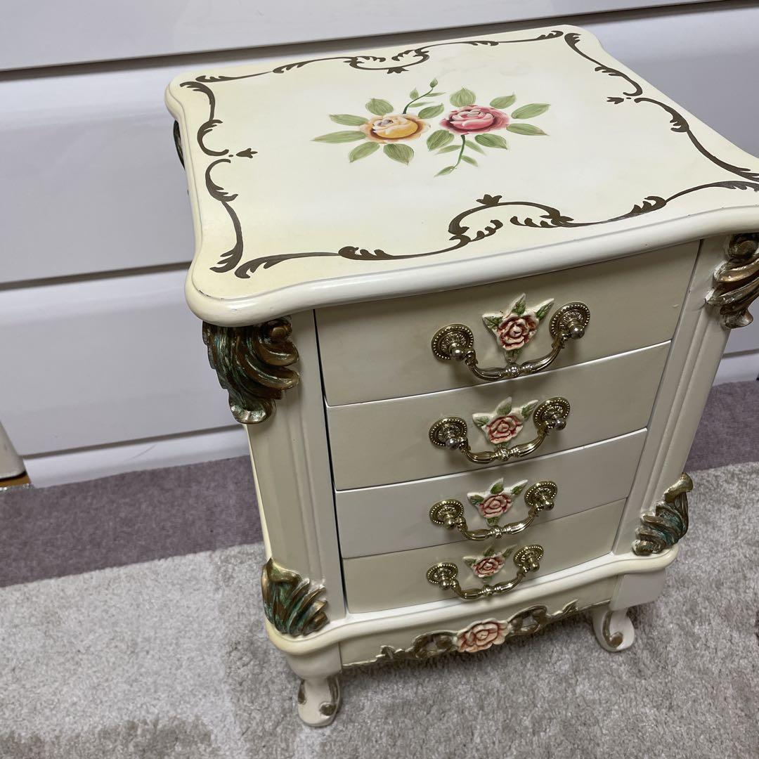 T*Ｋ様 4段 チェスト 55cm クラック仕上げ 白家具 姫系アンティーク 猫