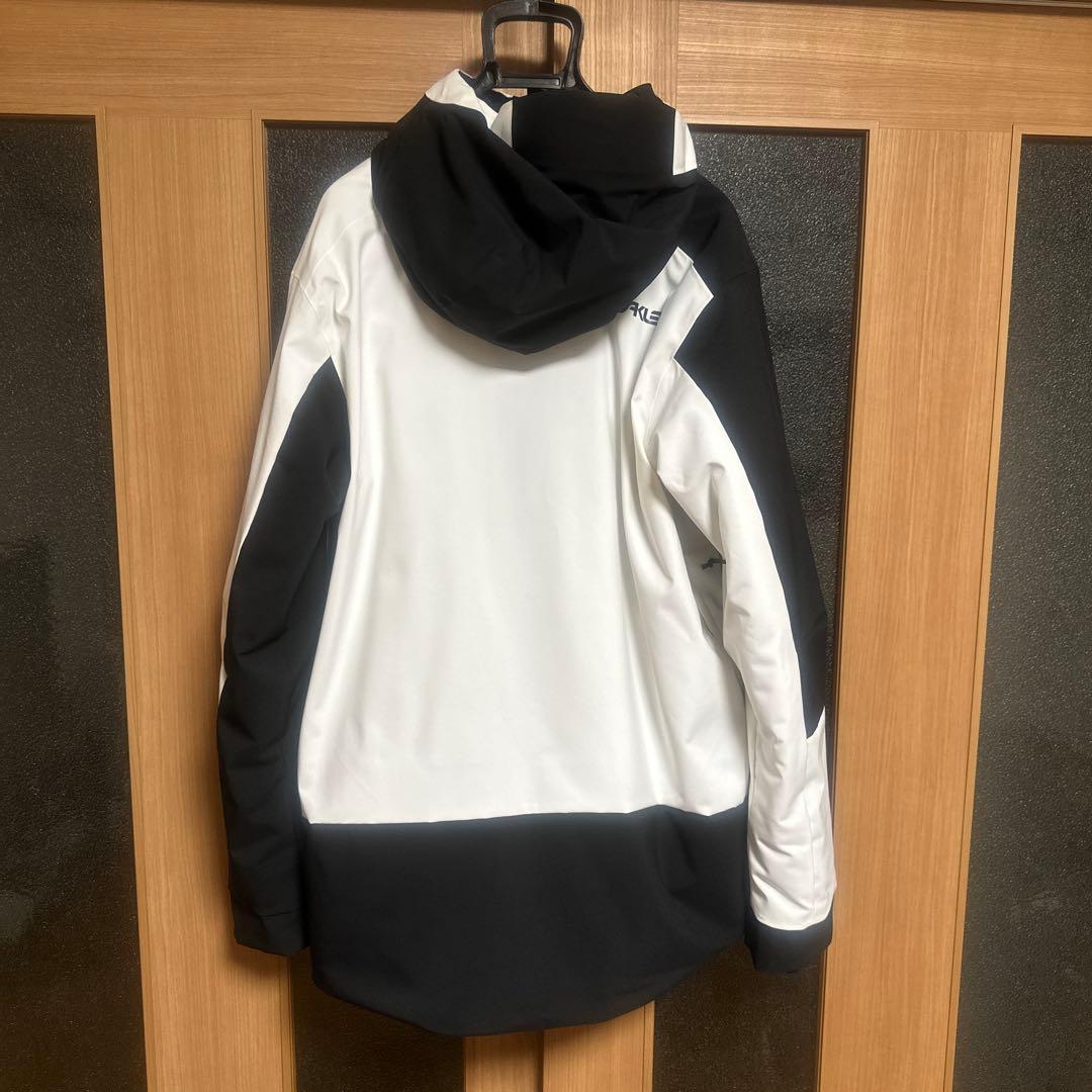 OAKLEY スノーボード　スキー　ウェア　ジャケット　値下げ出来ません