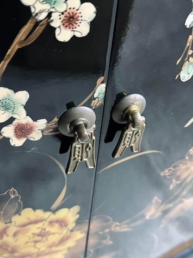 逸品 黒漆 中国美術 花鳥文様 キャビネット箪笥/アンティーク