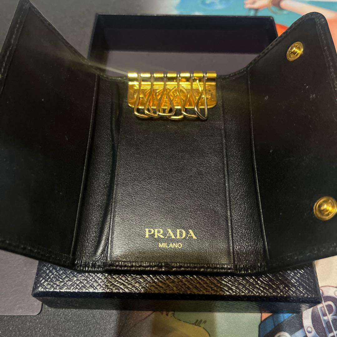 PRADA 6連キーケース