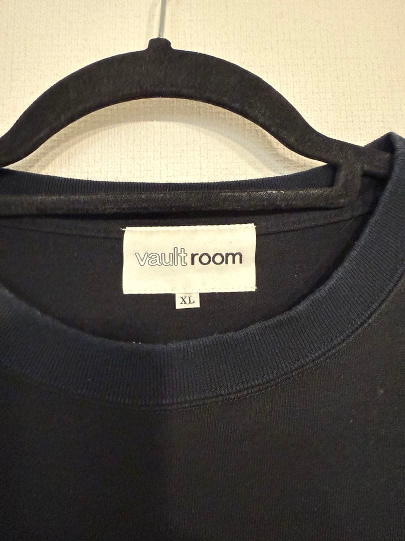 vaultroom モノクロボルト君　ロングTシャツ