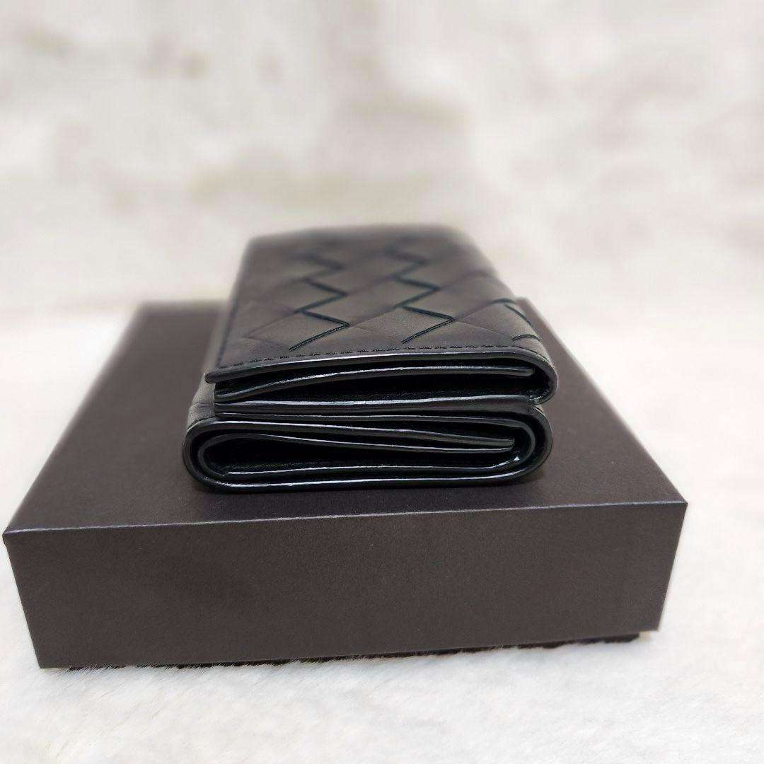✨ほぼ未使用　付属品完備✨ボッテガ　三つ折り　イントレチャート　レザー　ブラック