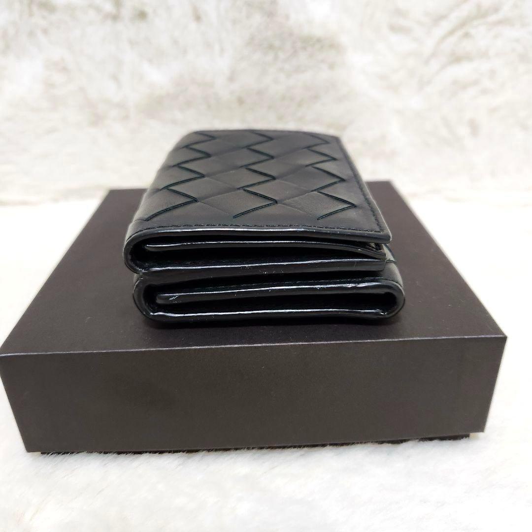 ✨ほぼ未使用　付属品完備✨ボッテガ　三つ折り　イントレチャート　レザー　ブラック