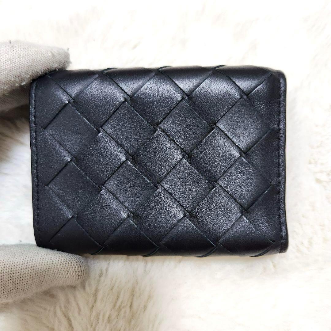 ✨ほぼ未使用　付属品完備✨ボッテガ　三つ折り　イントレチャート　レザー　ブラック