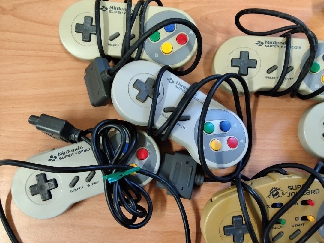 (送料無料鹿児島発)ジャンク品 任天堂 ゲーム機コントローラーセット