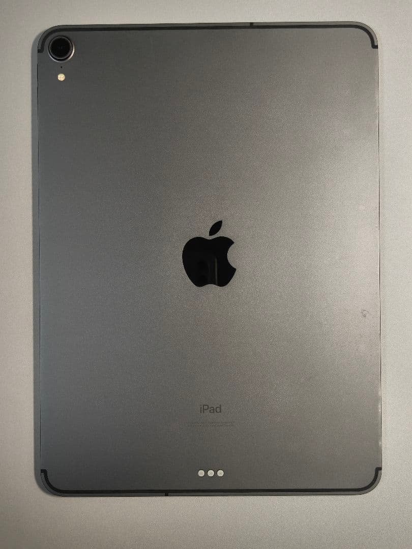 メ*ン様 iPad Pro 11インチ 256GB Wi-Fi + Cellul