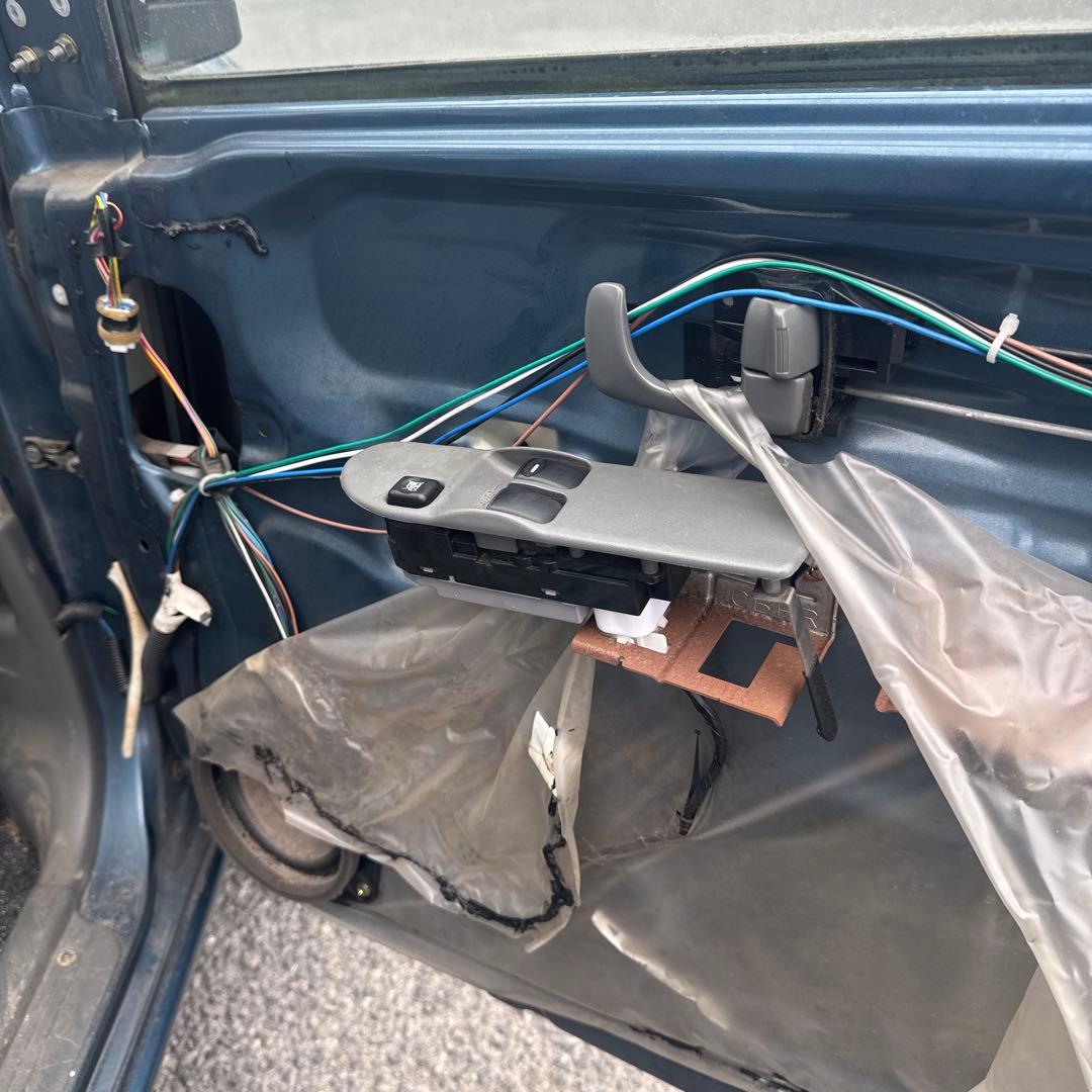 三菱 ミニカ H42V 5MT FF