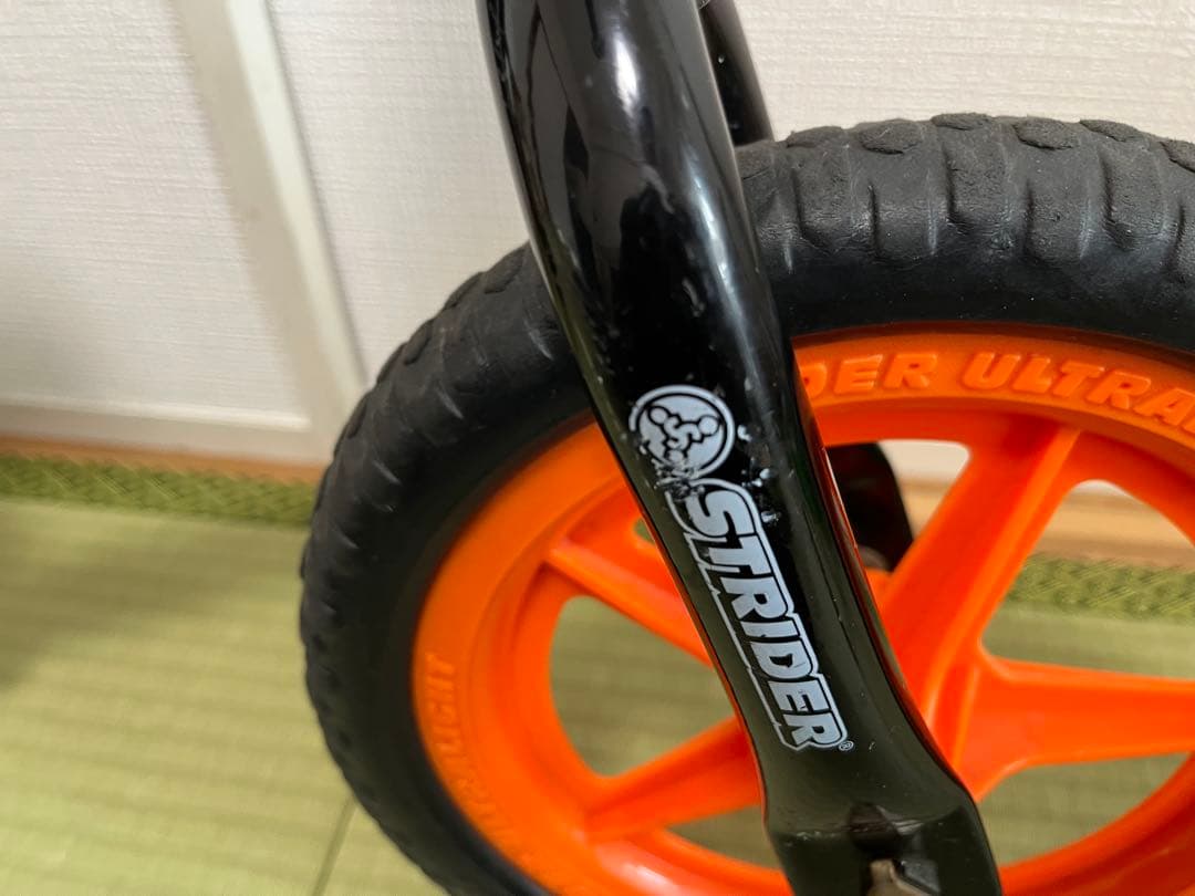 【正規品】STRIDER ストライダー ランニングバイク 　12インチ