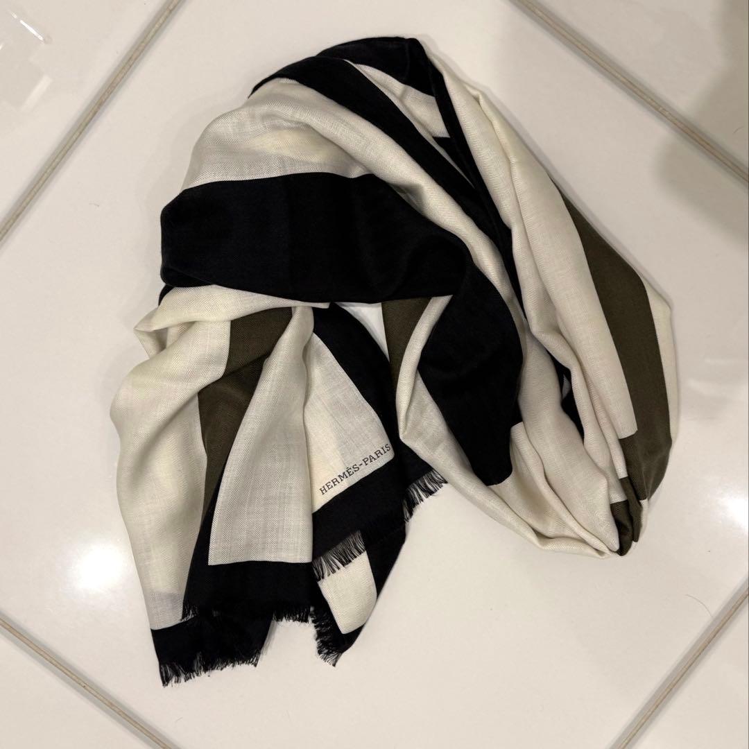 エルメス　大判ストール　カシシル　HERMES マフラー 定価20万円程