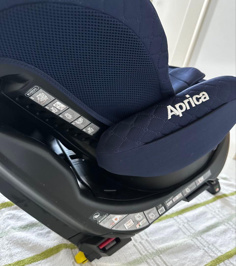 Aprica 車用チャイルドシート ネイビー ISOFIX対応