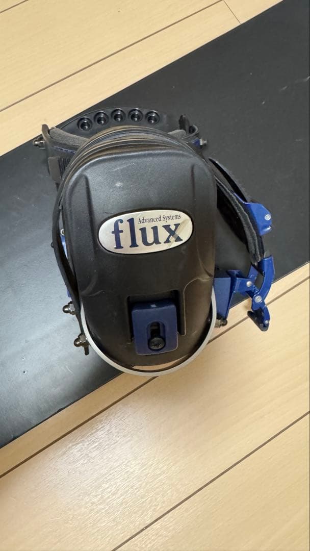 【16日まで期間限定値下げ中】【ビンディング付き】スノーボード板