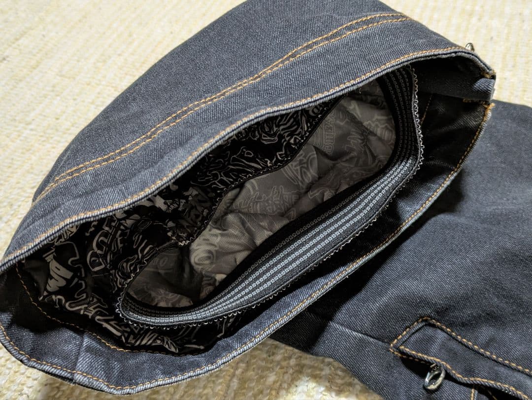 QUIKSILVERメンズスノボードスノボースキーウェア　サイズL