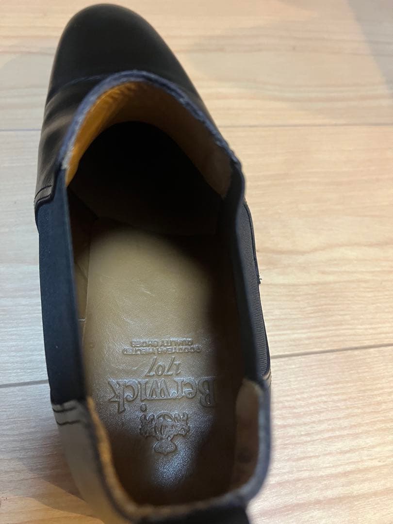 Berwick ブラック サイドゴアブーツ