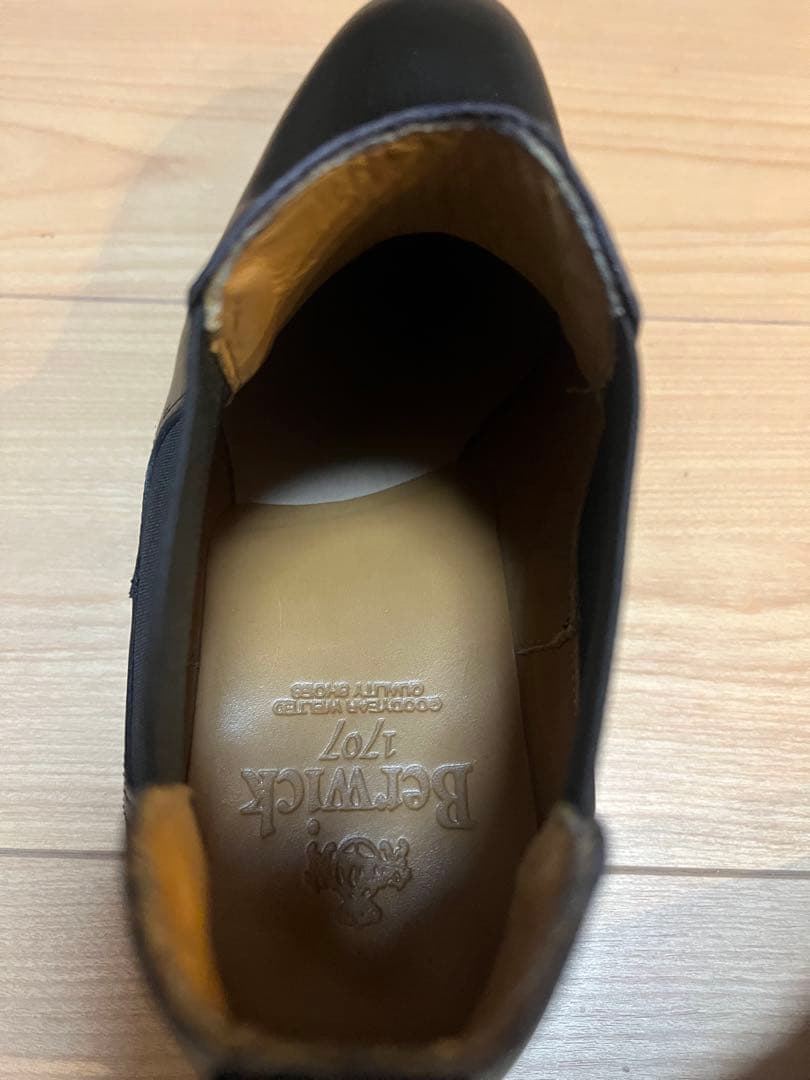 Berwick ブラック サイドゴアブーツ