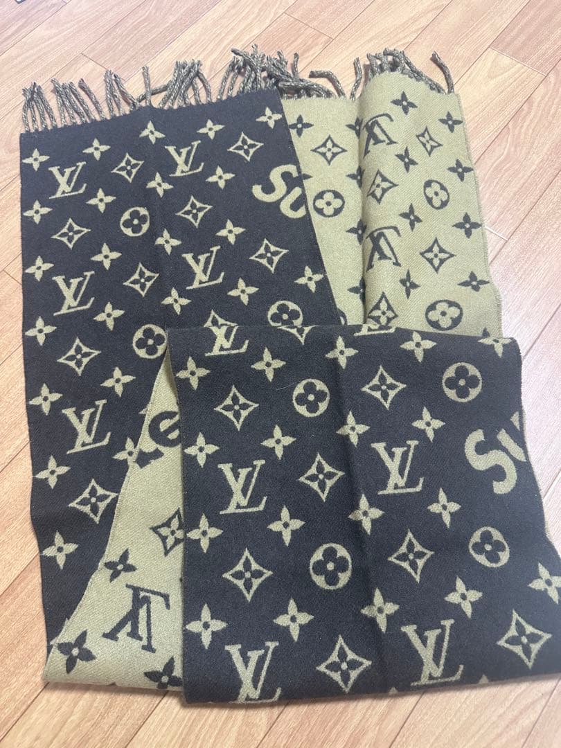 さとちんさん専用　ルイヴィトン シュプリーム　MP1891マフラー