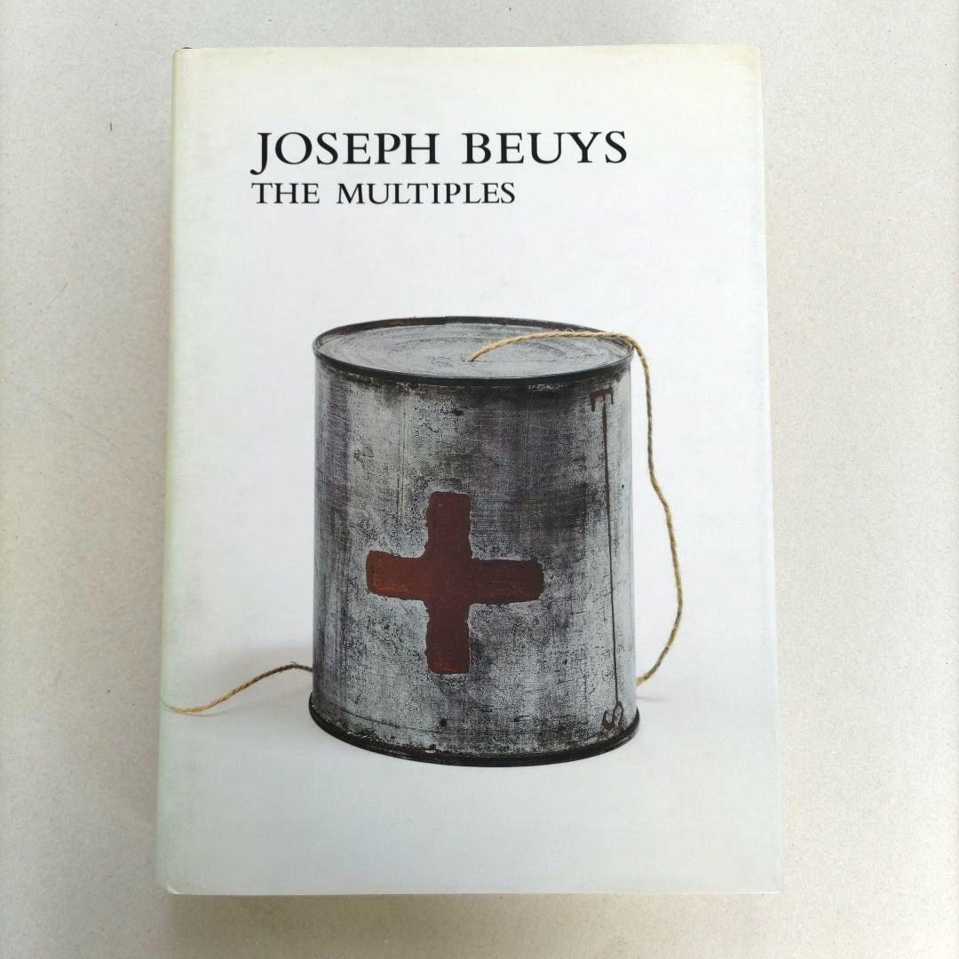 JOSEPH BEUYS:THE MULTIPLES/ヨーゼフ・ボイス作品集