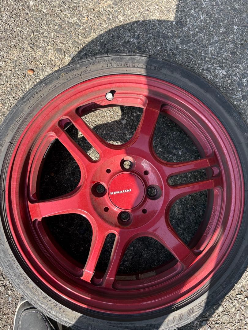 ポテンザ 16インチ 赤ホイール