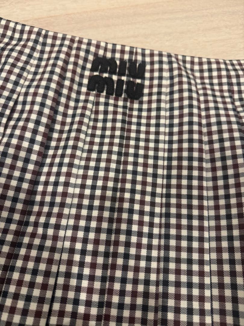 miu miu プリーツスカート