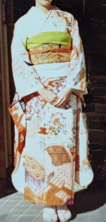 三越　振袖　古典柄　長襦袢/小田急百貨店　帯　黒に金糸/　成人式　謝恩会　結婚式