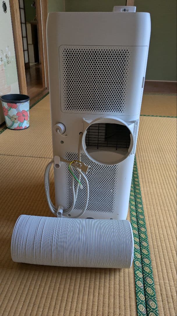 j*0様 アイリス　ポータブルエアコン ホワイト 冷房機