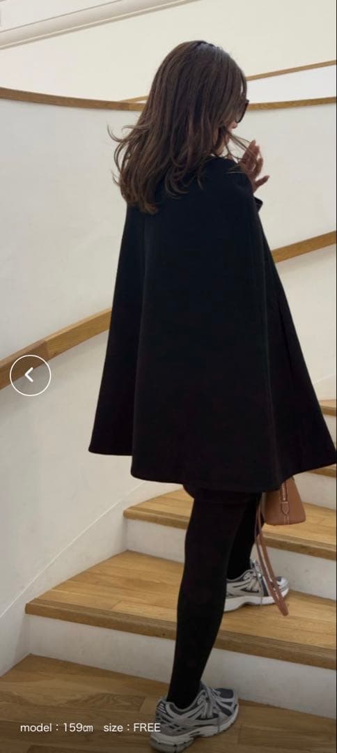 専用ページ 新品(インターファクトリー)ノーカラーケープコート ブラックポンチョ