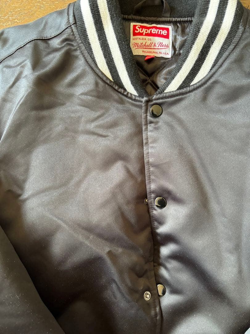 Supreme ミッチェル&ネススタジャン