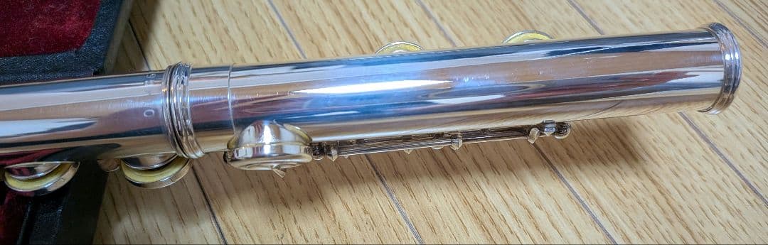 YAMAHA　ヤマハ　 フルート YFL-451　　Eメカ搭載　 ケース付き